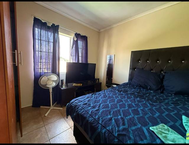 2 BEDROOM APARTMENT FOR SALE IN RUSTENBURG CENTRAL
